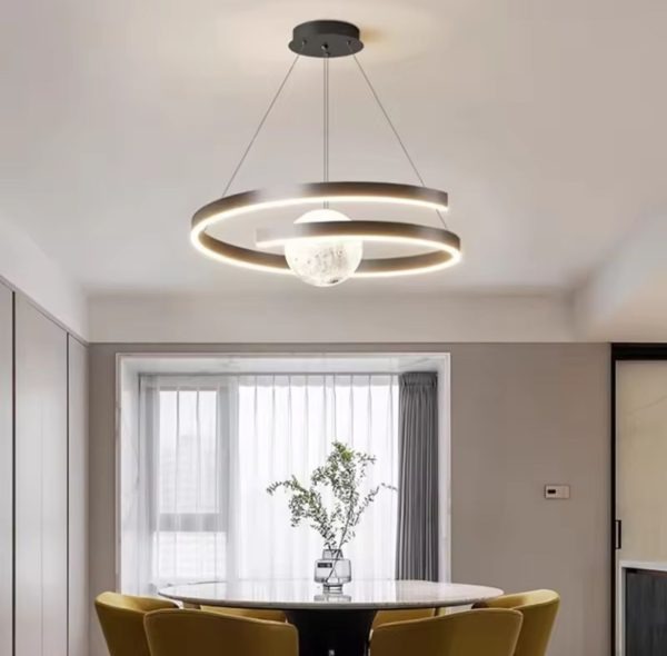 Elegáns LED Csillár WiFi 2.4G Távirányítóval, Hideg/Meleg/Semleges Fény, 120cm, Prémium Világítás és Kortárs Stílus DM-G4125 Fekete