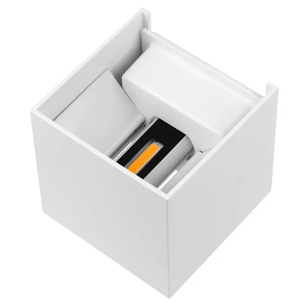 Állítható homlokzati LED lámpa 6W, hatékonyság és elegancia a kültéri világításban